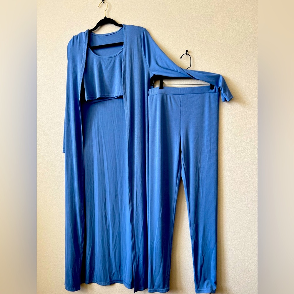 3 Piece Periwinkle (blue) Duster, Tank Top & Pant Set NWOT